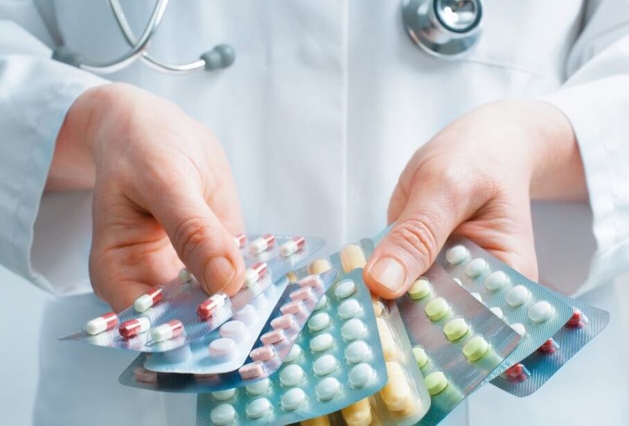Divers médicaments sont utilisés dans le traitement de l’arthrite et de l’arthrose.